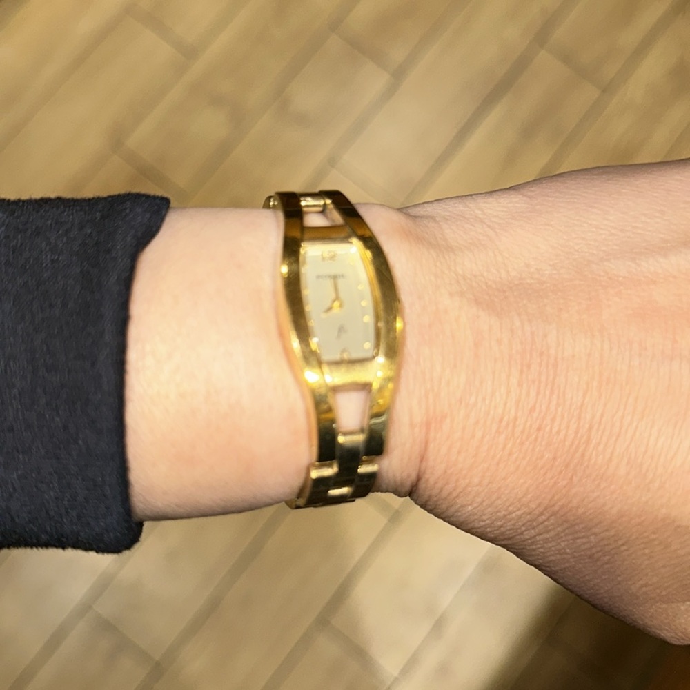 Fossil Gold Plated Watch - Picture 5 of 7